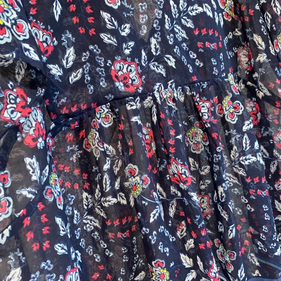 Gap | Sheer Floral Top - Picture 7 of 7